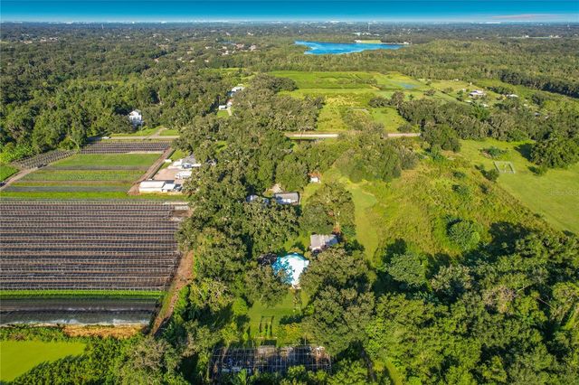 2320 BOGAERT ROAD, Dover, FL 33527
