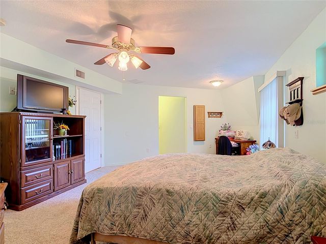 2320 BOGAERT ROAD, Dover, FL 33527