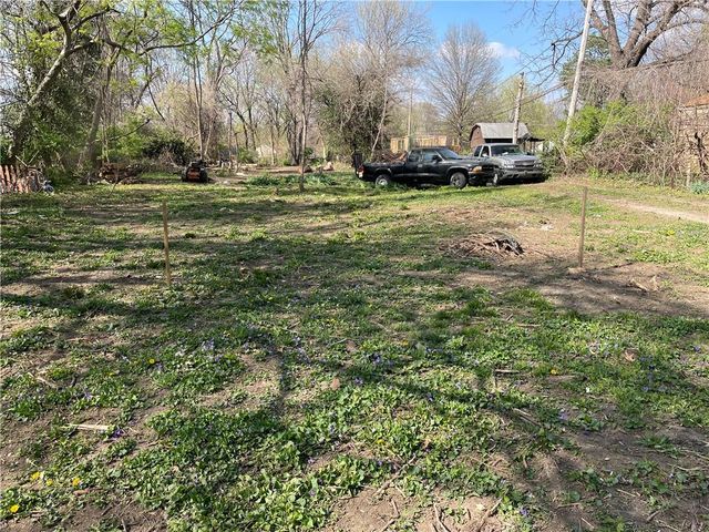 7814 E 86th Street, Raytown, MO 64138