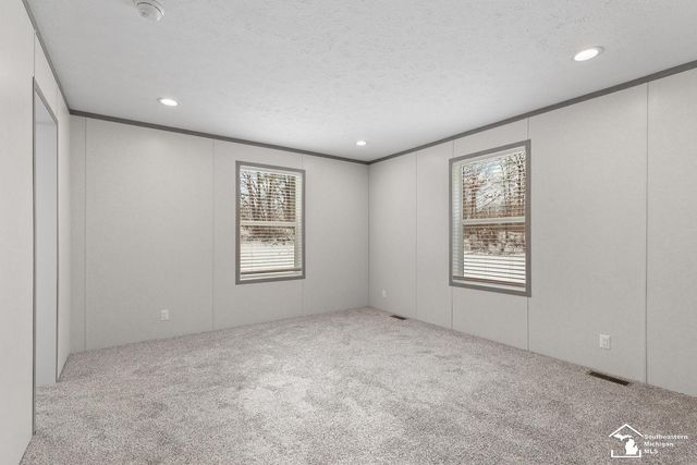 8575 N Rollin Hwy Highway, Woodstock Twp, MI 49220