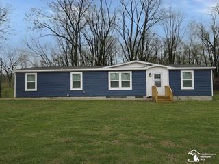 8575 N Rollin Hwy Highway, Woodstock Twp, MI 49220