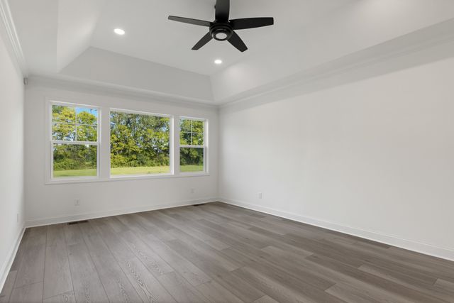 332 Woodbine Rd, Gallatin, TN 37066