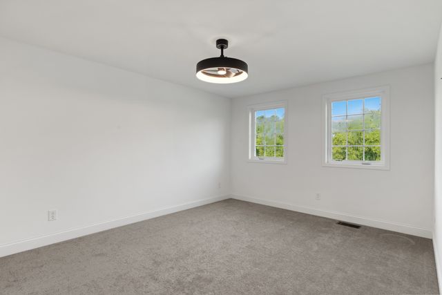 332 Woodbine Rd, Gallatin, TN 37066