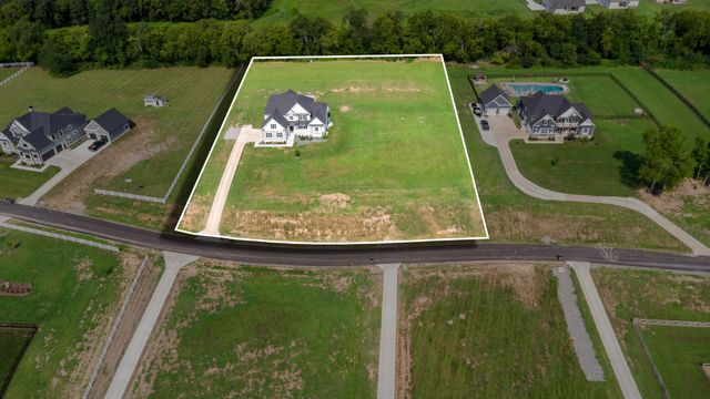 332 Woodbine Rd, Gallatin, TN 37066