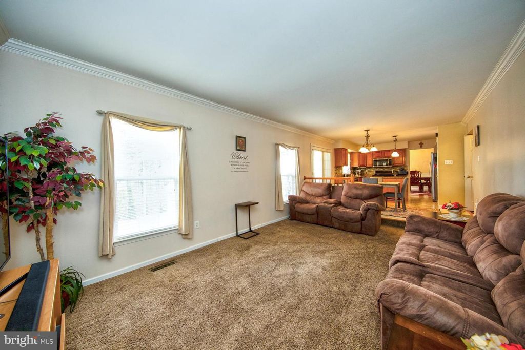 Image 16 of property listing at 588 FELIX CT, Bel Air, MD 21014