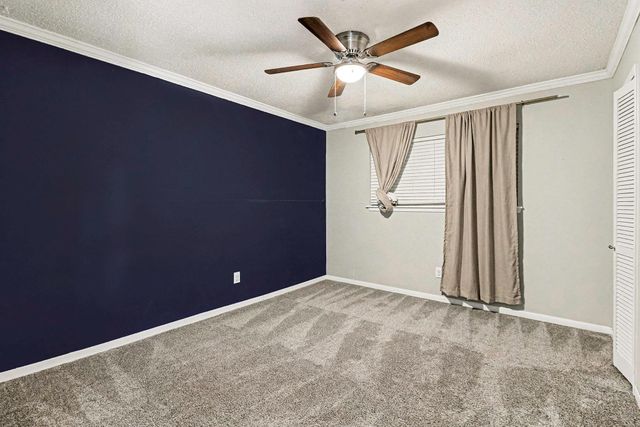 915 Merriman Court Court, Friendswood, TX 77546