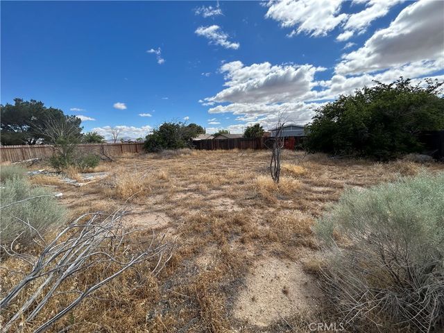11625 Topaz, Victorville, CA 92392