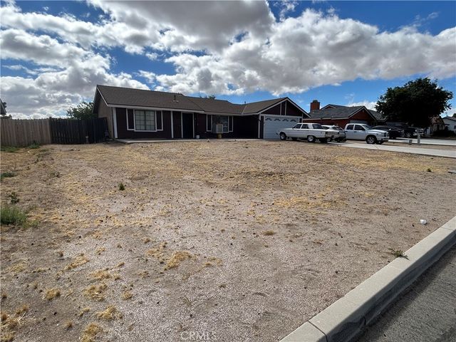 11625 Topaz, Victorville, CA 92392