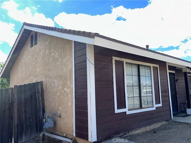 11625 Topaz, Victorville, CA 92392