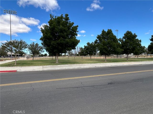 11625 Topaz, Victorville, CA 92392