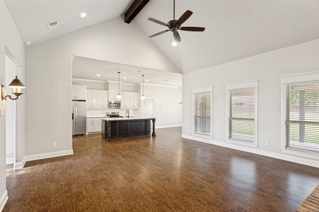 118 Treys Way, Godley, TX 76044