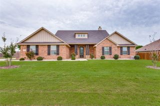 118 Treys Way, Godley, TX 76044