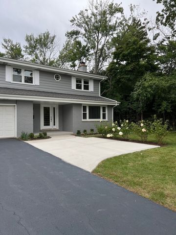 1106 Waukegan Road, Deerfield, IL 60015