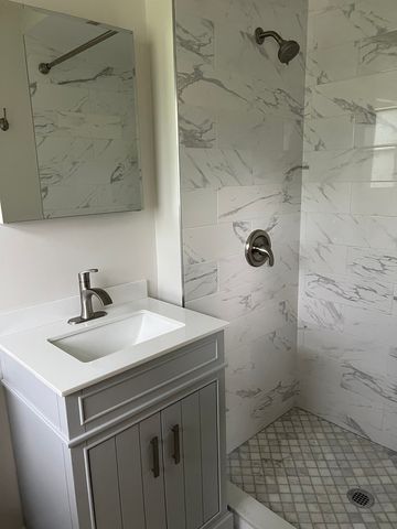 1106 Waukegan Road, Deerfield, IL 60015