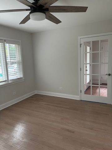 1106 Waukegan Road, Deerfield, IL 60015