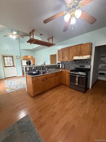 6435 11th Street, Otter Lake, MI 48464
