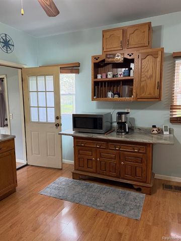 6435 11th Street, Otter Lake, MI 48464