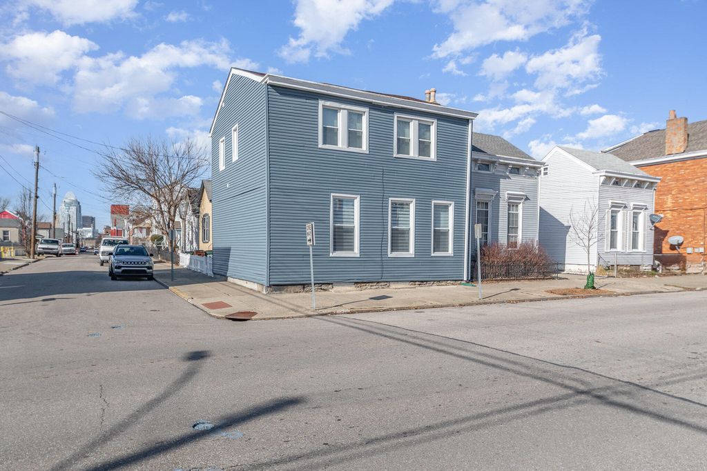 117 W 10th Street, Newport, KY 41071