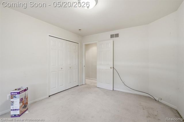 21527 N Tangel Drive, Macomb, MI 48044