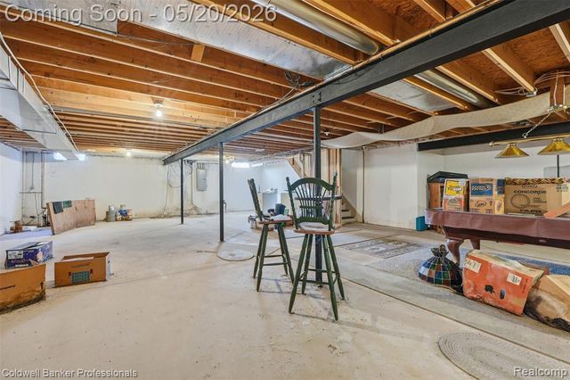 21527 N Tangel Drive, Macomb, MI 48044