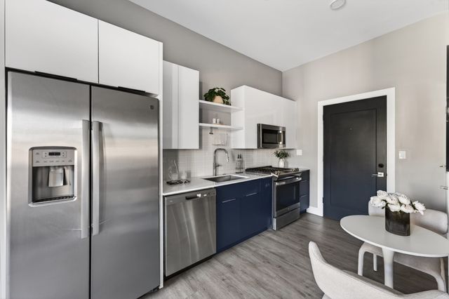 656 Saratoga 212, Boston, MA 02128