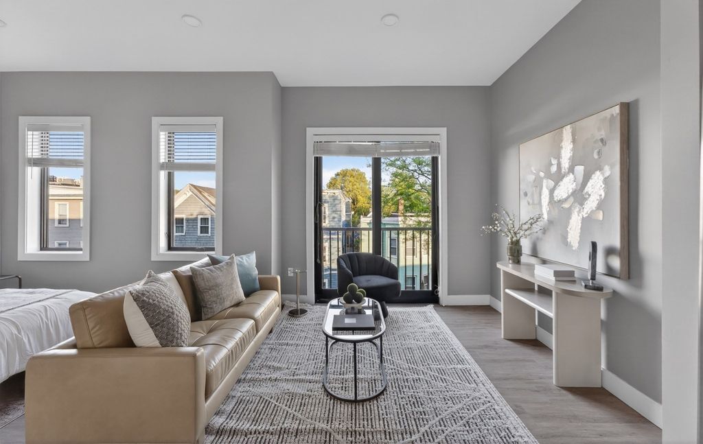 656 Saratoga 212, Boston, MA 02128