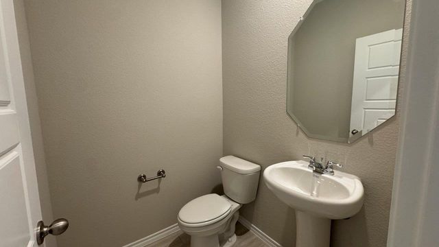 541 SHADED Grove, Denton, TX 76259