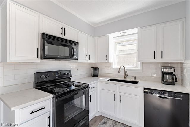 3342 W 155th Street, Cleveland, OH 44111