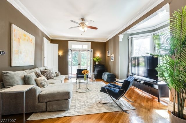 79 Forest Ave, Glen Ridge Boro Twp., NJ 07028