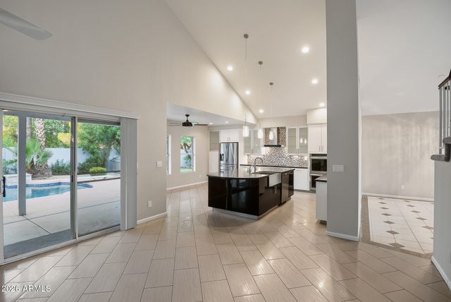 4978 E Aire Libre Avenue, Scottsdale, AZ 85254