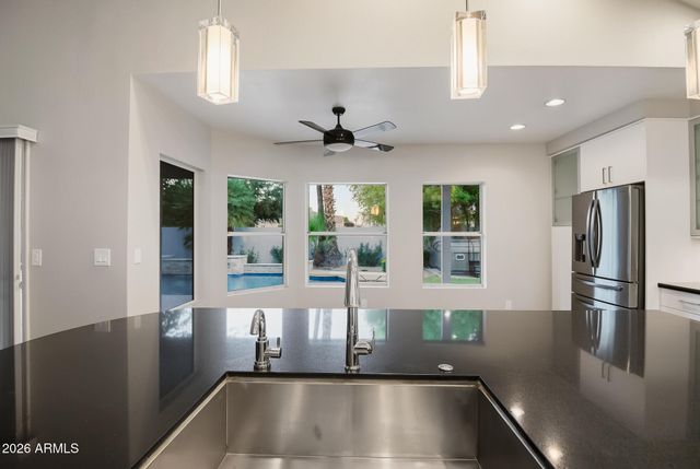 4978 E Aire Libre Avenue, Scottsdale, AZ 85254