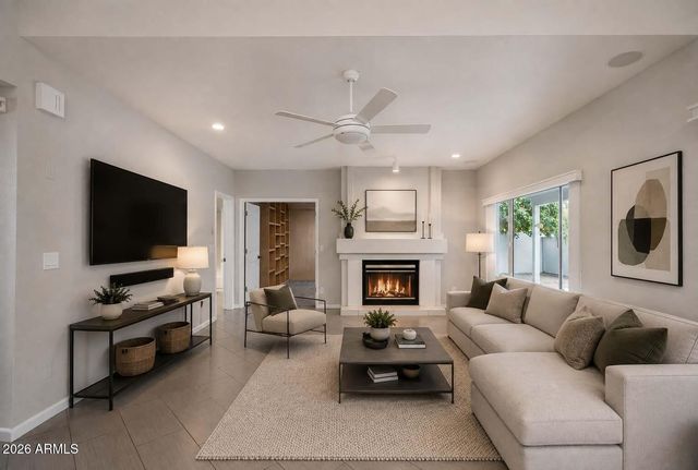 4978 E Aire Libre Avenue, Scottsdale, AZ 85254