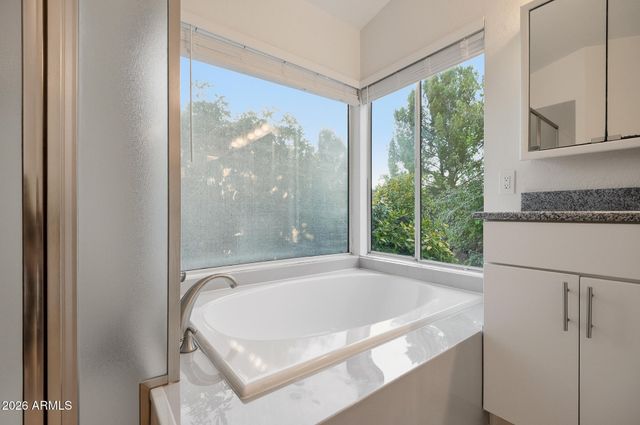 4978 E Aire Libre Avenue, Scottsdale, AZ 85254