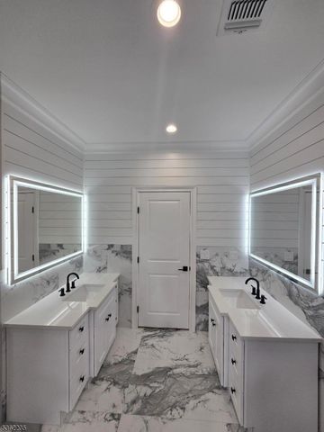 58 Cooper Rd, Denville Twp., NJ 07834