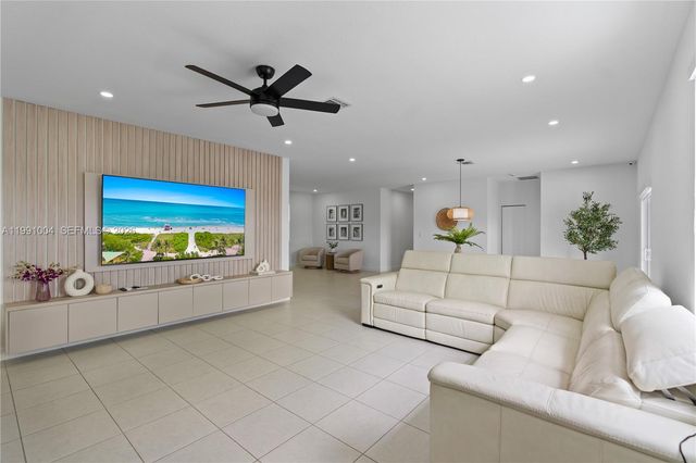 29071 SW 171st Ave, Homestead, FL 33030