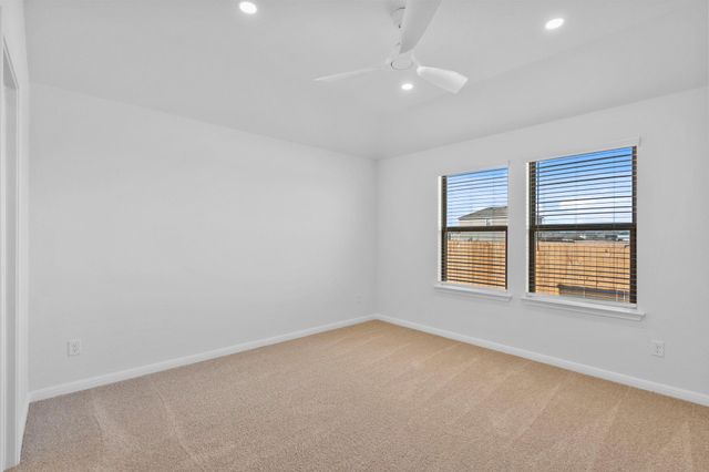 129 Hatari TRL, Jarrell, TX 76537