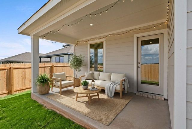 129 Hatari TRL, Jarrell, TX 76537