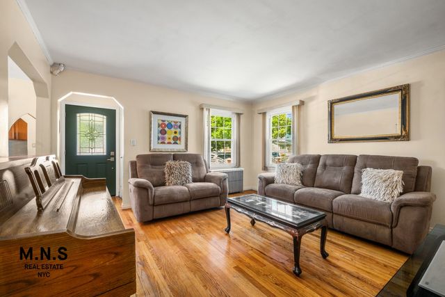 106-25 215th Street, New York City, NY 11429