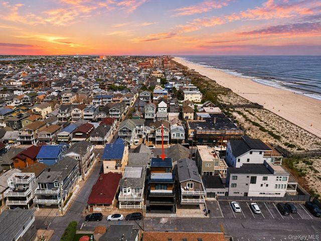 18 New Hampshire Street, Long Beach, NY 11561