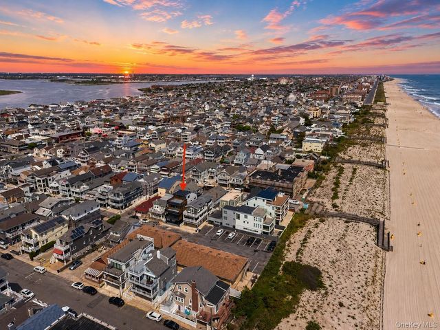 18 New Hampshire Street, Long Beach, NY 11561