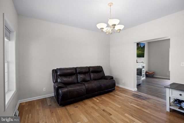 202 UNION ST, Bordentown, NJ 08505