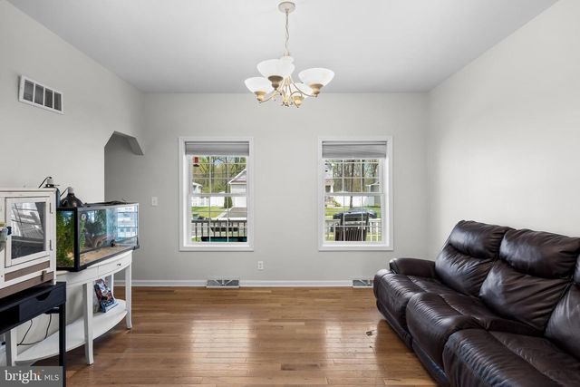 202 UNION ST, Bordentown, NJ 08505