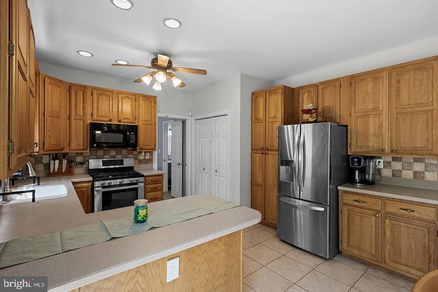 202 UNION ST, Bordentown, NJ 08505
