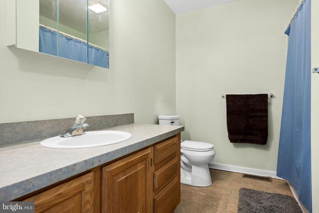 202 UNION ST, Bordentown, NJ 08505