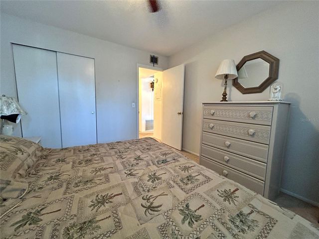 2447 ECUADORIAN WAY 37, Clearwater, FL 33763