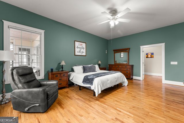 1295 Wall Bridge Loop Road, Clarkesville, GA 30523