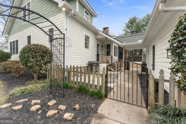 1295 Wall Bridge Loop Road, Clarkesville, GA 30523