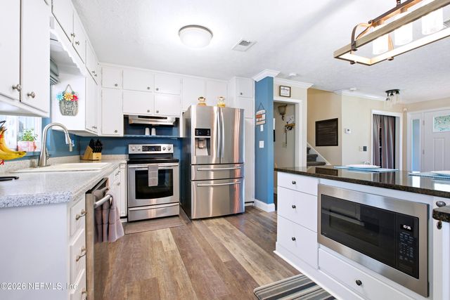 2723 HOLLY RIDGE Drive, Orange Park, FL 32073