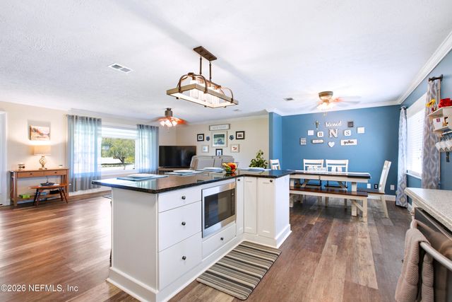 2723 HOLLY RIDGE Drive, Orange Park, FL 32073