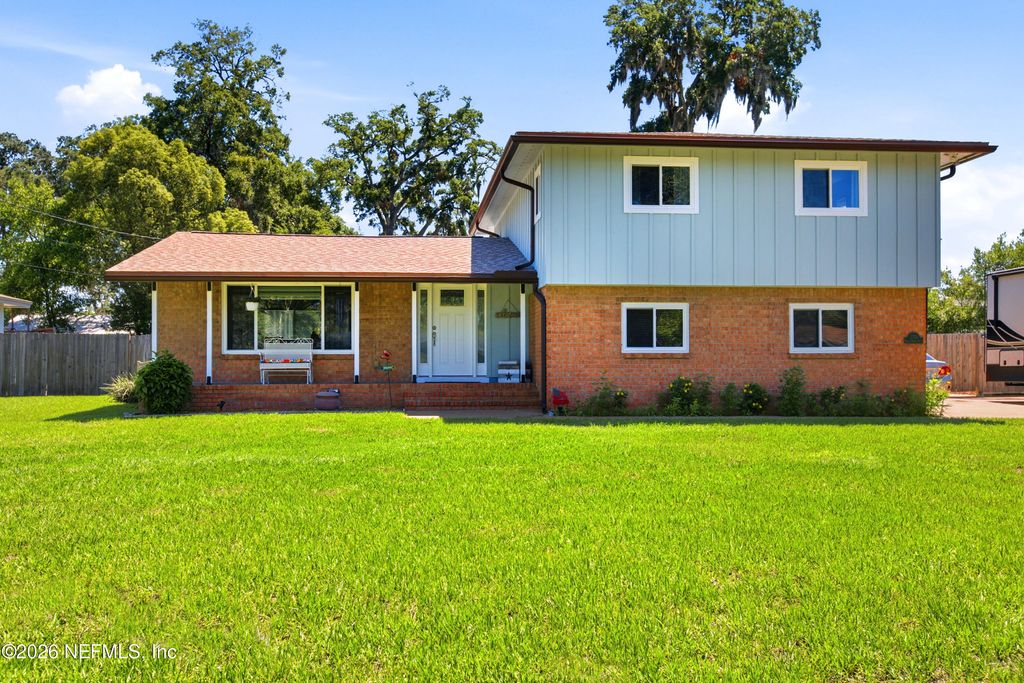 2723 HOLLY RIDGE Drive, Orange Park, FL 32073
